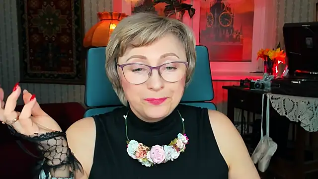 sugar vivien online show from 03/05/25, 04:02