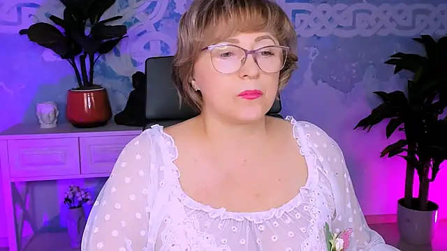 sugar vivien online show from 11/29/25, 01:47