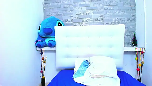 HorniestMilf online show from 11/24/25, 09:03