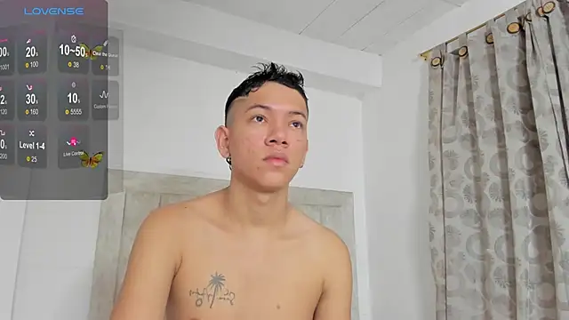 JulianRose 1 online show from 01/07/25, 10:54