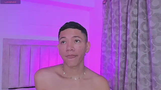 JulianRose 1 online show from 01/10/25, 02:02