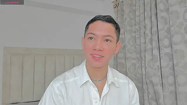 JulianRose 1 online show from 02/14/25, 11:21