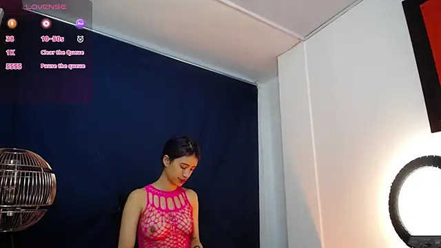 BellaOdisea online show from 01/14/25, 02:22
