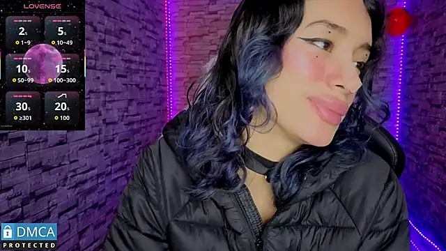 BellaOdisea online show from 10/20/25, 07:25