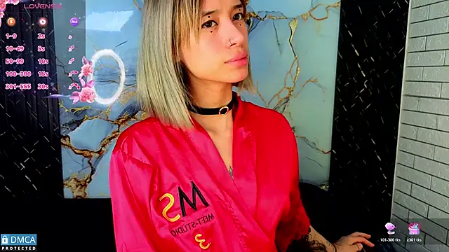 Snapshot of BellaOdisea chatting on 03/18/26, 11:35 BellaOdisea online show from 03/18/26, 11:35
