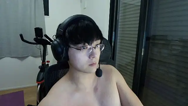 Snapshot of Tkcqcc chatting on 09/28/25, 04:12 Tkcqcc online show from 09/28/25, 04:12