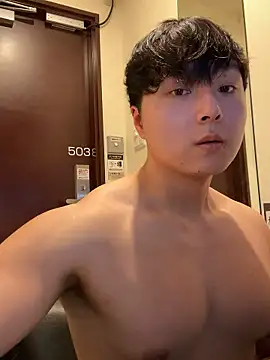 Snapshot of Tkcqcc chatting on 10/28/25, 11:58 Tkcqcc online show from 10/28/25, 11:58