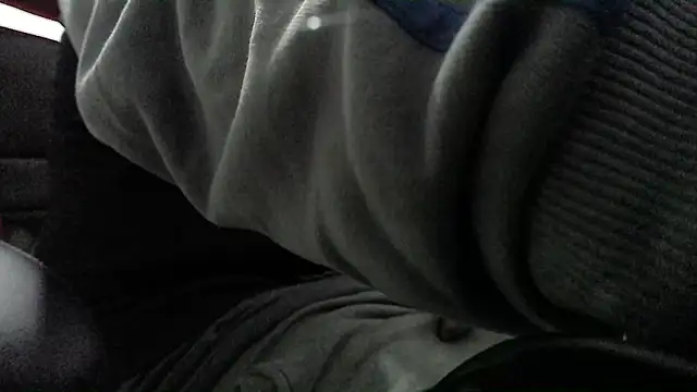 Snapshot of Dandi19 chatting on 01/23/25, 09:07 Dandi19 online show from 01/23/25, 09:07