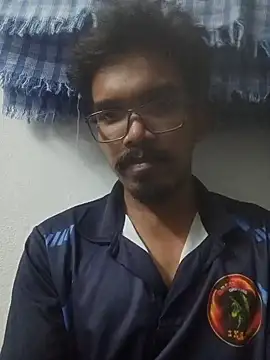 Snapshot of Shivaa- chatting on 10/24/25, 04:58 Shivaa- online show from 10/24/25, 04:58