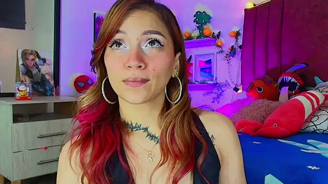 alisson zafiro  online show from 11/16/25, 03:23