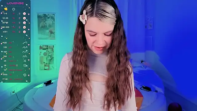 Lil Amelie online show from 09/20/25, 01:56