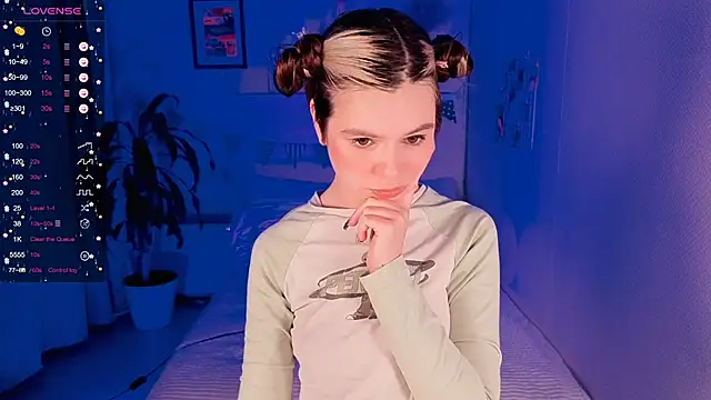 Lil Amelie online show from 09/28/25, 02:55