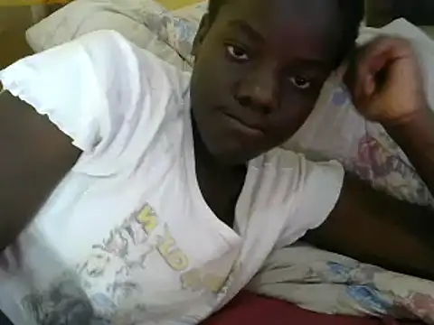 Snapshot of Sweet_chico2 chatting on 12/08/24, 01:14 Sweet chico2 online show from 12/08/24, 01:14