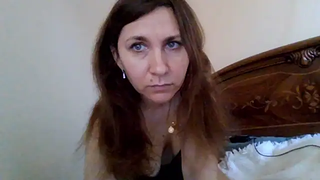 JasmineGlamour online show from 06/24/26, 02:16