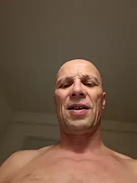 Snapshot of wedge75 chatting on 03/16/26, 05:06 wedge75 online show from 03/16/26, 05:06