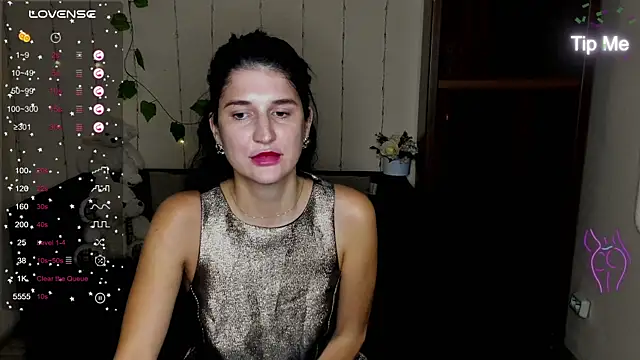 Alianna Solo Kisses online show from 12/26/24, 03:31