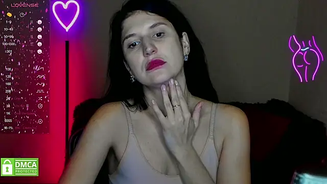Alianna Solo Kisses online show from 02/02/25, 03:28