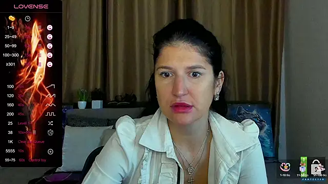 Alianna Solo Kisses online show from 10/23/25, 05:29