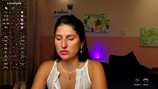 Alianna Solo Kisses online show from 07/30/26, 11:31