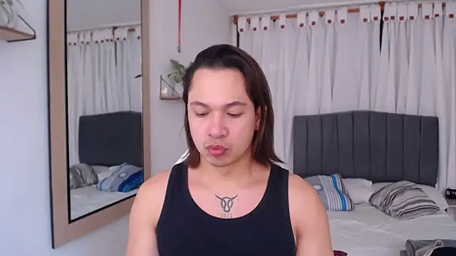 Valerioe online show from 12/23/24, 02:07