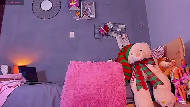 tiffbeatiful online show from 12/28/24, 03:26