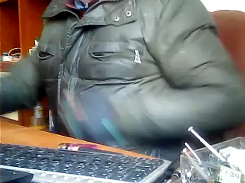 zormen355 online show from 02/14/25, 04:31