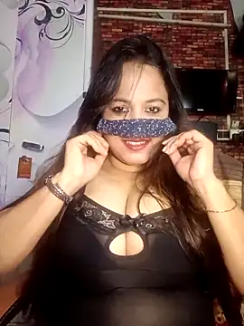 Snapshot of albelasummi702 chatting on 11/04/25, 02:54 albelasummi702 online show from 11/04/25, 02:54