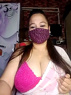 Snapshot of albelasummi702 chatting on 11/29/25, 02:47 albelasummi702 online show from 11/29/25, 02:47