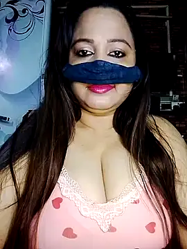 Snapshot of albelasummi702 chatting on 12/03/25, 02:30 albelasummi702 online show from 12/03/25, 02:30