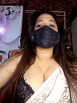 Snapshot of albelasummi702 chatting on 12/17/25, 01:22 albelasummi702 online show from 12/17/25, 01:22