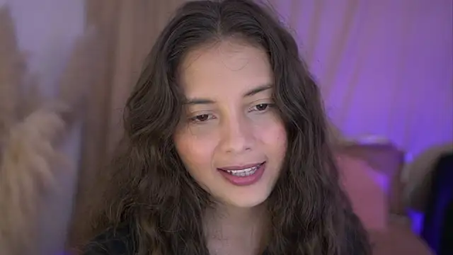 Snapshot of lirio05 chatting on 09/20/25, 06:42 lirio05 online show from 09/20/25, 06:42