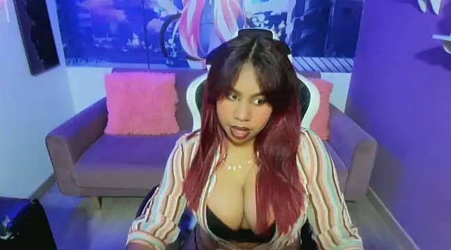 Lizzie Williams  online show from 12/31/24, 02:51