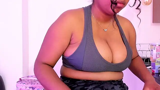 Lizzie Williams  online show from 11/25/25, 03:17