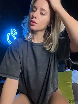 Snapshot of SSSATIVA_model chatting on 02/20/25, 06:28 SSSATIVA model online show from 02/20/25, 06:28