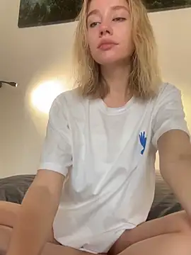 Snapshot of SSSATIVA_model chatting on 03/23/25, 06:16 SSSATIVA model online show from 03/23/25, 06:16