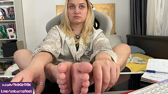 unicornsfeet online show from 04/29/26, 05:30