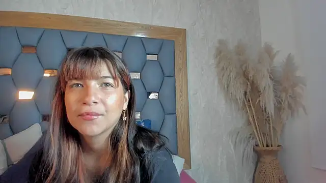 yayi derek online show from 10/14/25, 11:33