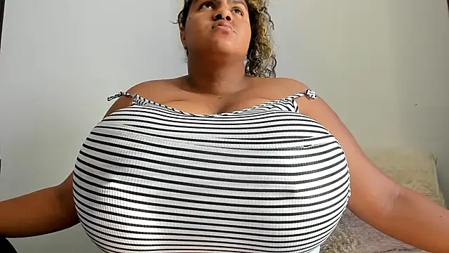 bigmom69  online show from 06/01/26, 02:41