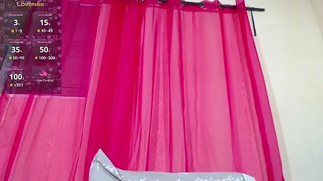 Snapshot of RominaFiore_ chatting on 01/19/25, 11:10 RominaFiore online show from 01/19/25, 11:10