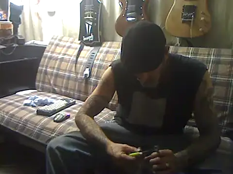 2Hot2gether69 online show from 01/06/25, 10:35