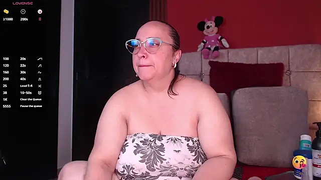 Natasha26  online show from 09/30/25, 07:19