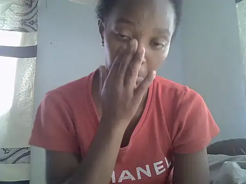 ElianeHot online show from 09/24/25, 08:50