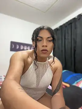 Ariana Rodriguez  online show from 06/24/26, 06:29