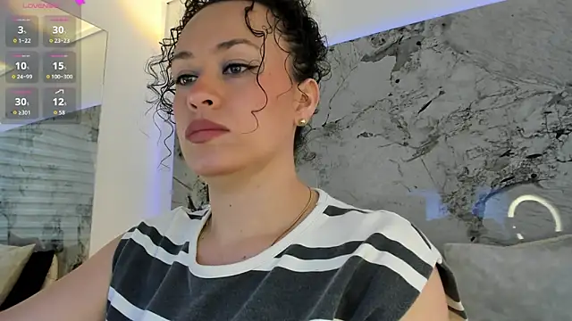 LIZ HOLMES online show from 11/20/25, 12:05