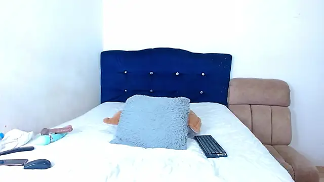 katarinademon online show from 12/04/25, 10:29