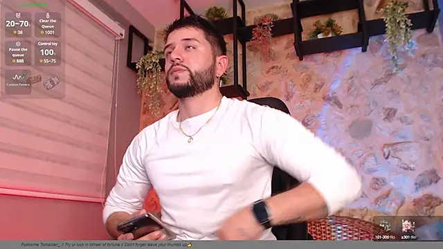 TomSloan  online show from 01/11/25, 05:40