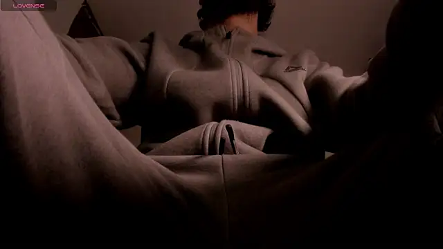 s sven03 online show from 04/24/26, 10:56