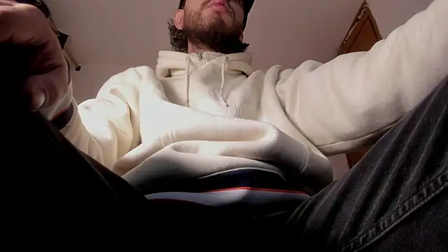 s sven03 online show from 05/04/26, 06:20