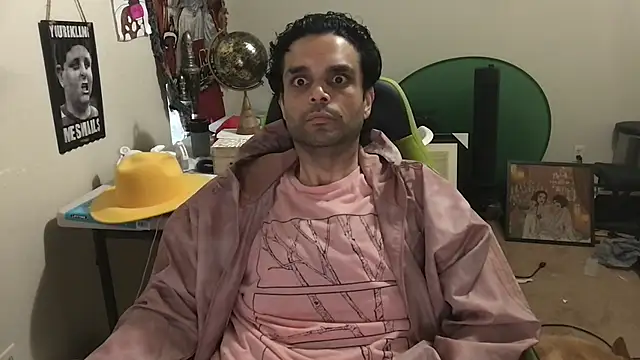 Snapshot of GForceSavage chatting on 09/23/25, 12:02 GForceSavage online show from 09/23/25, 12:02