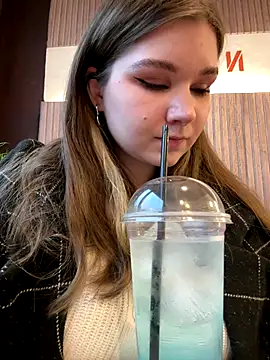 Snapshot of PumaShyXD chatting on 11/29/25, 10:51 PumaShyXD online show from 11/29/25, 10:51